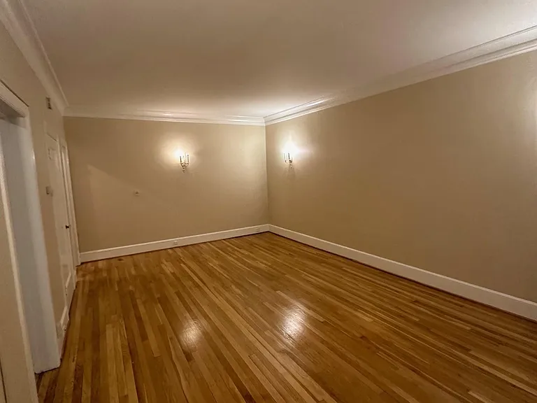 535 Bellevue Ave #4 — Photo 3
