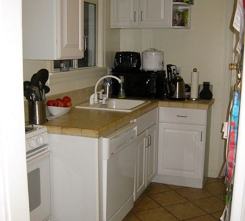 4th image of 2433 Polk St