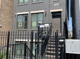 1750 W Cermak Rd #1, Chicago, IL 60608