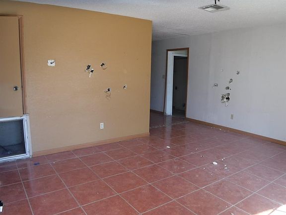 4th image of 1015 Anezo Dr