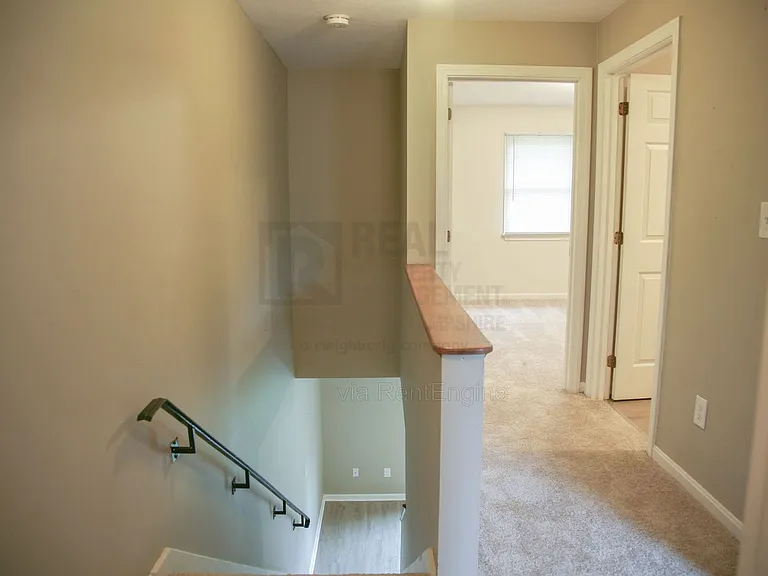 11 Hickey St #5 — Photo 6