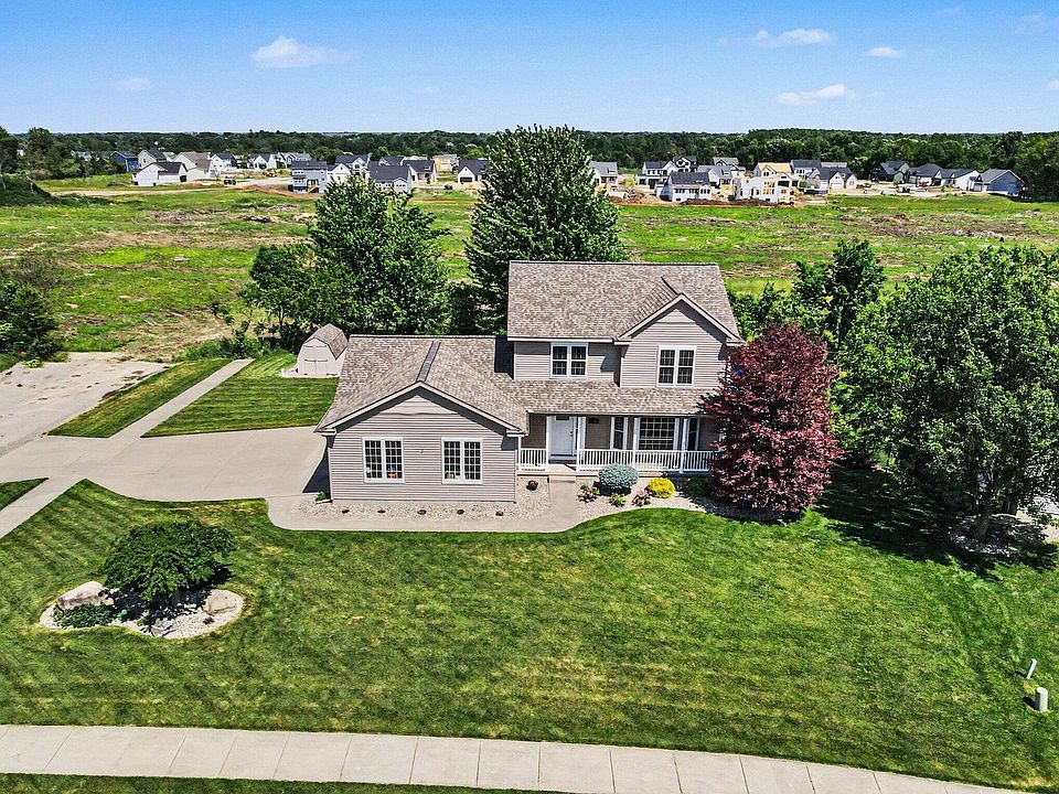 1st image of 7046 Shady Knoll Dr SE