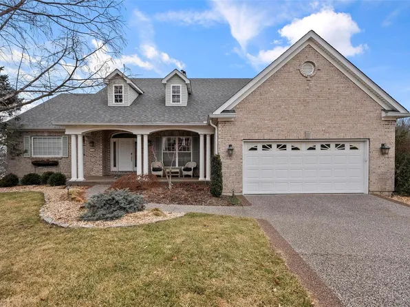 480 Ascot Manor Ct, Fenton, MO 63026