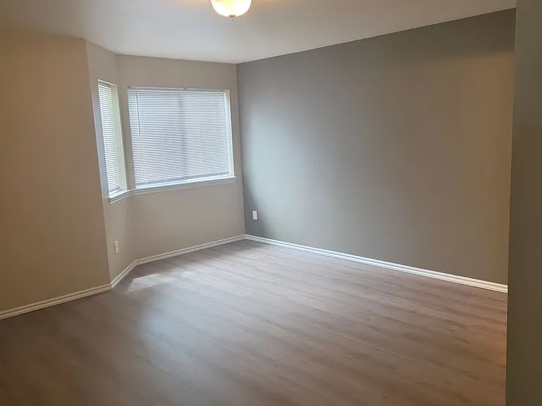 918 Orchid Pl — Photo 8
