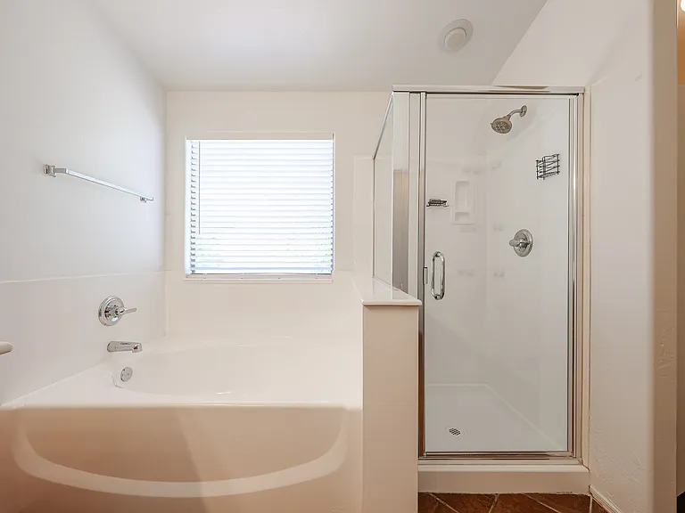 3402 S 82nd Ln — Photo 15