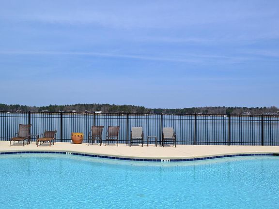 4th image of 395 Sunset Point Dr Unit 305