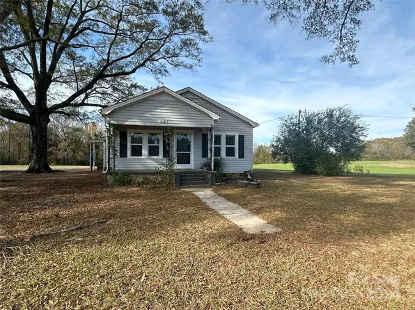 16389 Silver Rd, Oakboro, NC 28129