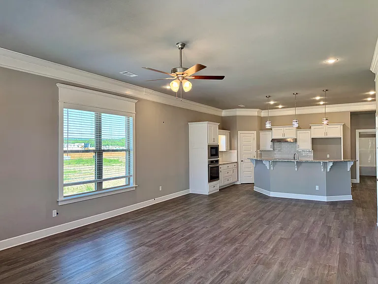 4821 W Planetree St — Photo 3