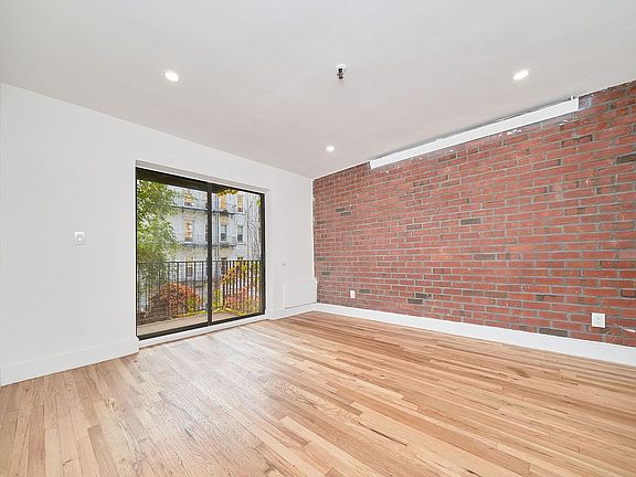 5th image of 432 E 88th St APT 307