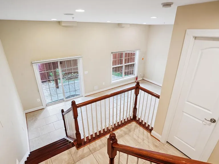 8062 Criaza Branch Ct — Photo 36
