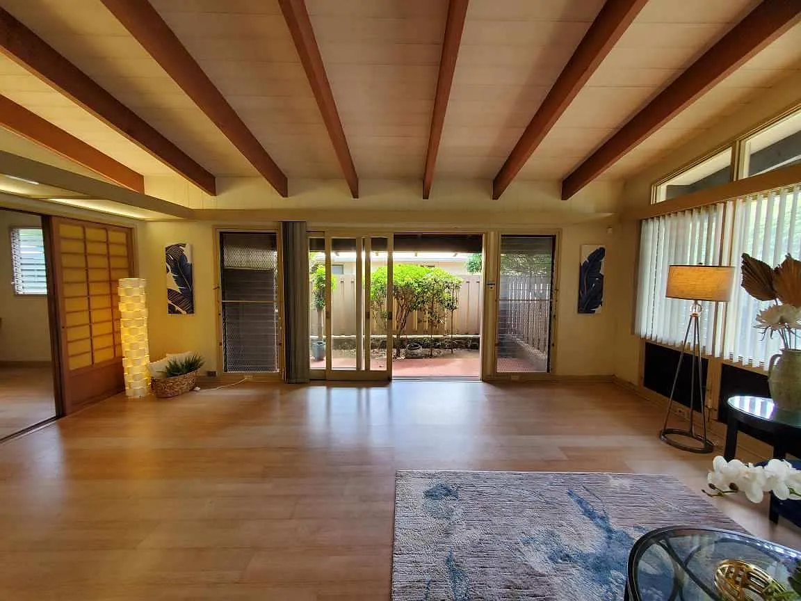 4 bed, 1404 sqft, $6,900 — Photo 4