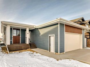 22 N Tagish Ave, Red Deer, AB T4P0Y6
