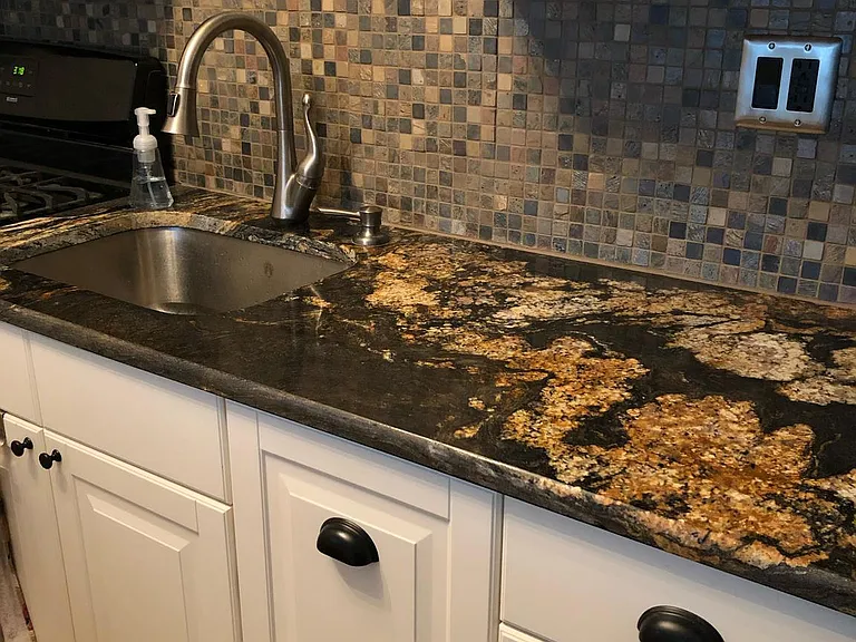 218 Delmar St #2 — Photo 6