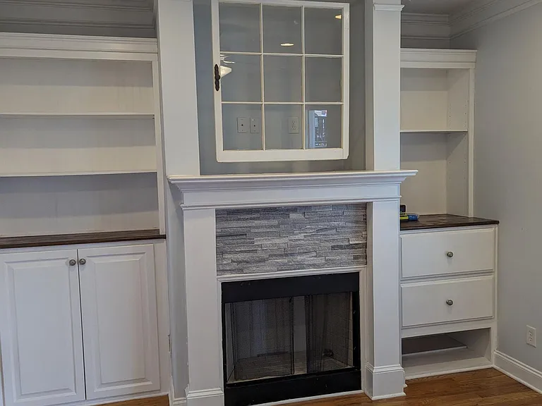 690 Terry St SE — Photo 5