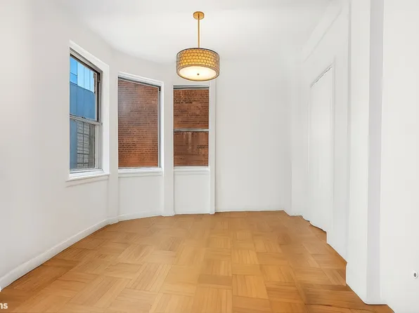 215 East 79th Street image 7 of 15