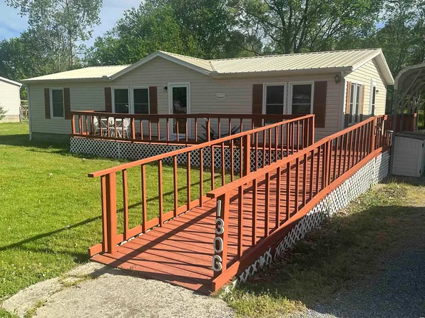 1306 Hart St, Troy, TN 38260