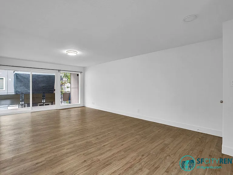 1540 Hudson St #203 — Photo 7