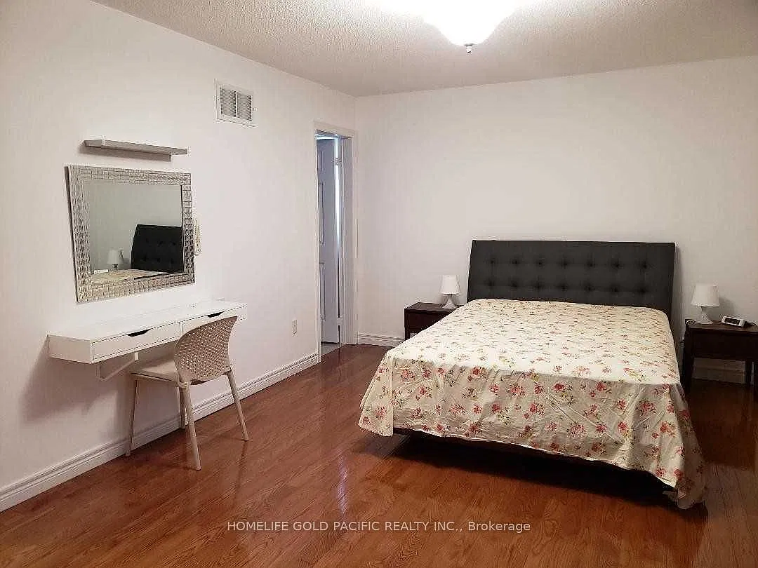 4 bed, $3,850 — Photo 3