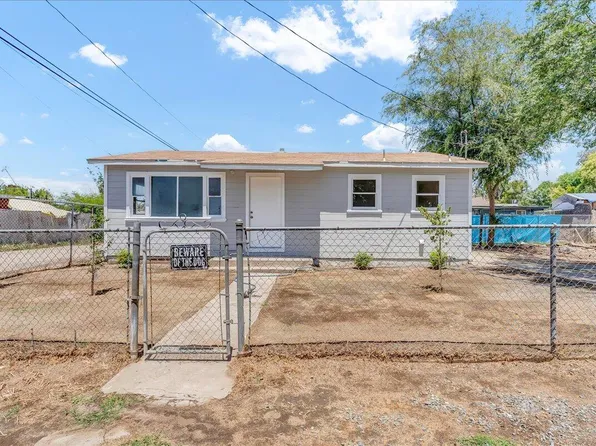 300-320 E Wilson Avenue, Earlimart, CA 93219