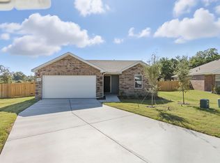 404 Jameson St, Springtown, TX 76082
