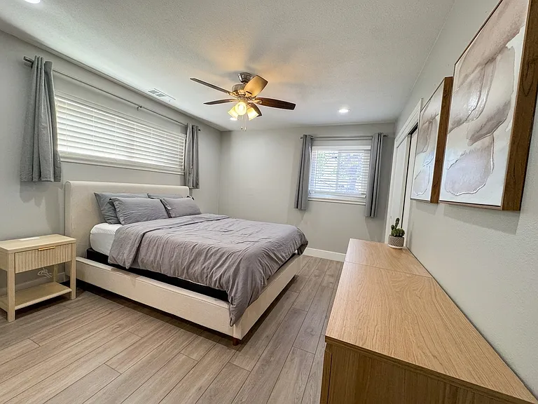2062 Leon Dr — Photo 7