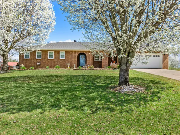 128 Maple Ridge Dr, Mount Sterling, KY 40353