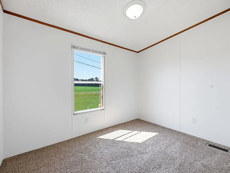 1385 Live Oak Rd — Photo 36