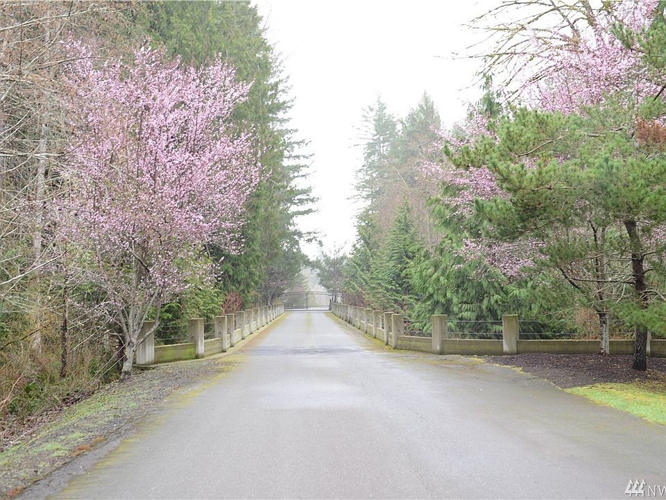 1st image of 4981 SE Natchez Ct