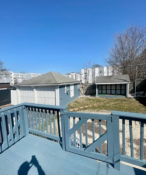 480 Sherwood Pl #1 — Photo 4