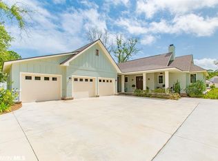 155 Mulberry Ln, Fairhope, AL 36532
