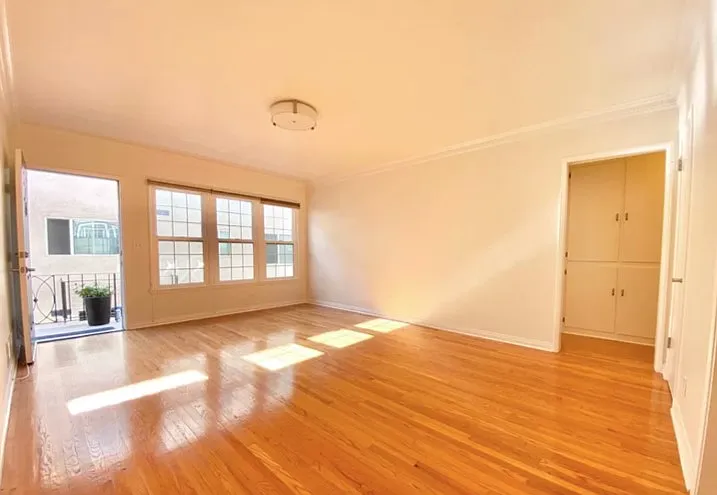 2 bed, 825 sqft, $2,750 — Photo 4