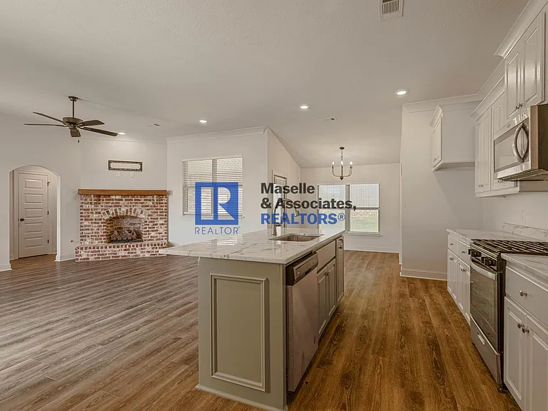 509 Silver Hill Dr — Photo 15