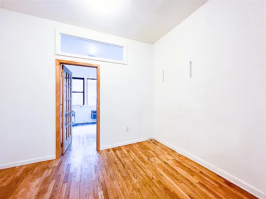 Rented by Compass | media 17