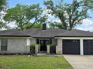 4111 Saratoga Dr, Houston, TX 77088