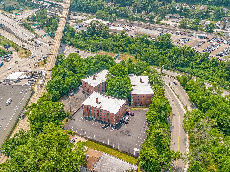 Palm Garden Apartments — Photo 47