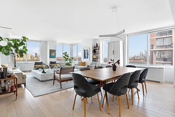 Sold by Corcoran | media 3