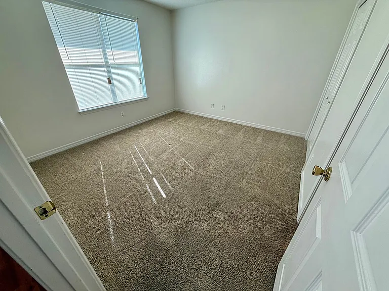 573 Florosa Ct — Photo 6