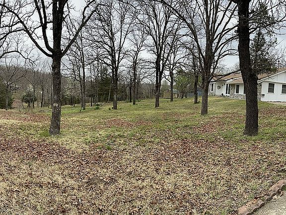 5th image of 2750 Valwood Ln