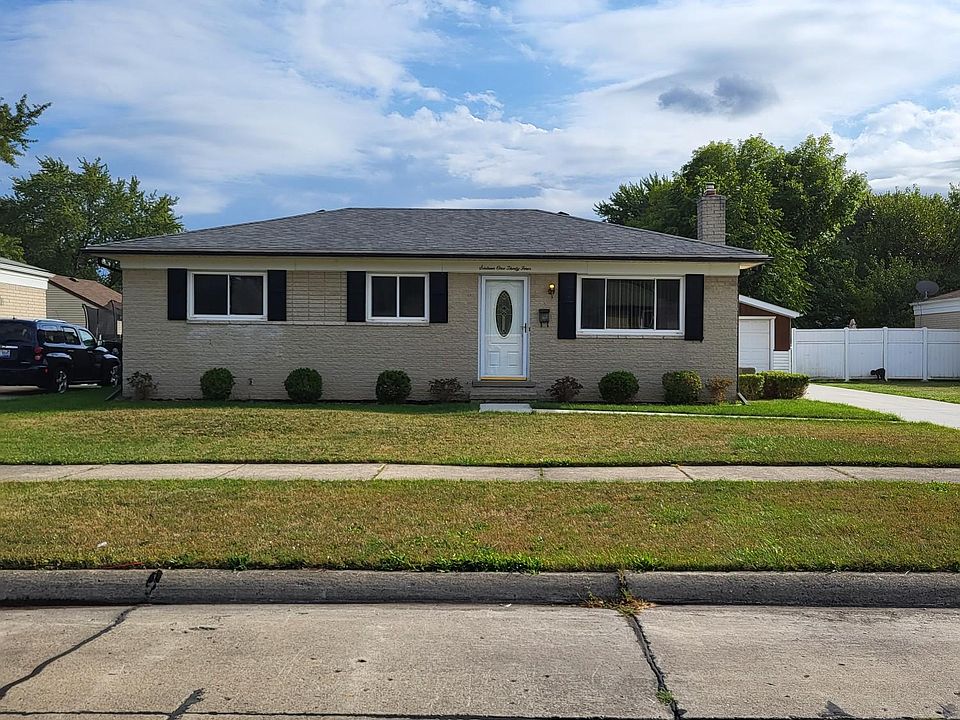 1st image of 16134 Susan Ct