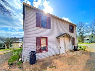 135A Salisbury Ave, Old Fort, NC 28762