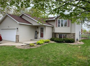 2107 6th Ave NE, Austin, MN 55912