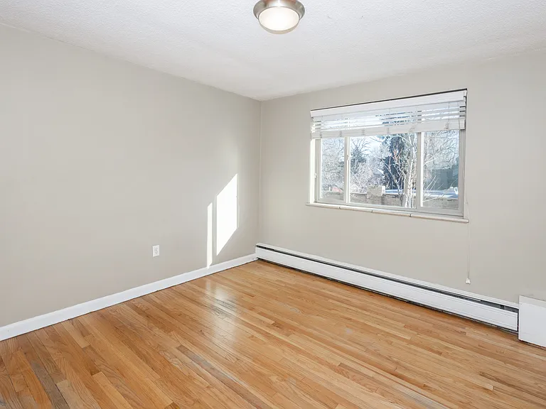 Kent Apartments — Photo 61