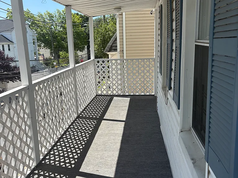 80 Brewster St #2 — Photo 23