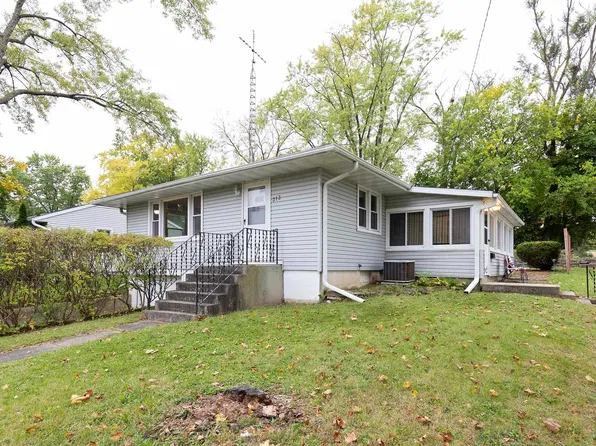 313 Lucile St, Fort Atkinson, WI 53538