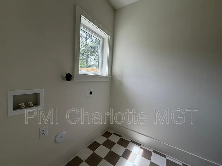 432 Dover Ave — Photo 7