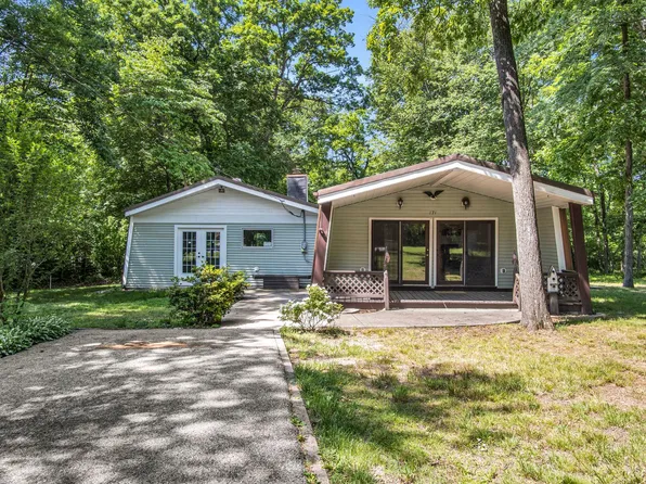 171 Longstreet Dr, Gettysburg, PA 17325