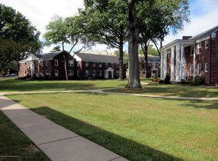 38 Pinckney Rd APT D, Red Bank, NJ 07701