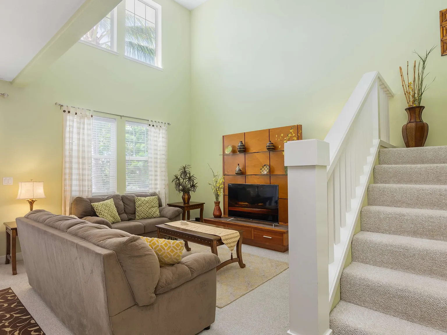 3 bed, 1625 sqft, $4,500 — Photo 1