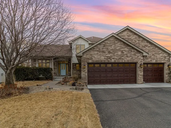 10002 Pin Oak Ct N, Brooklyn Park, MN 55443