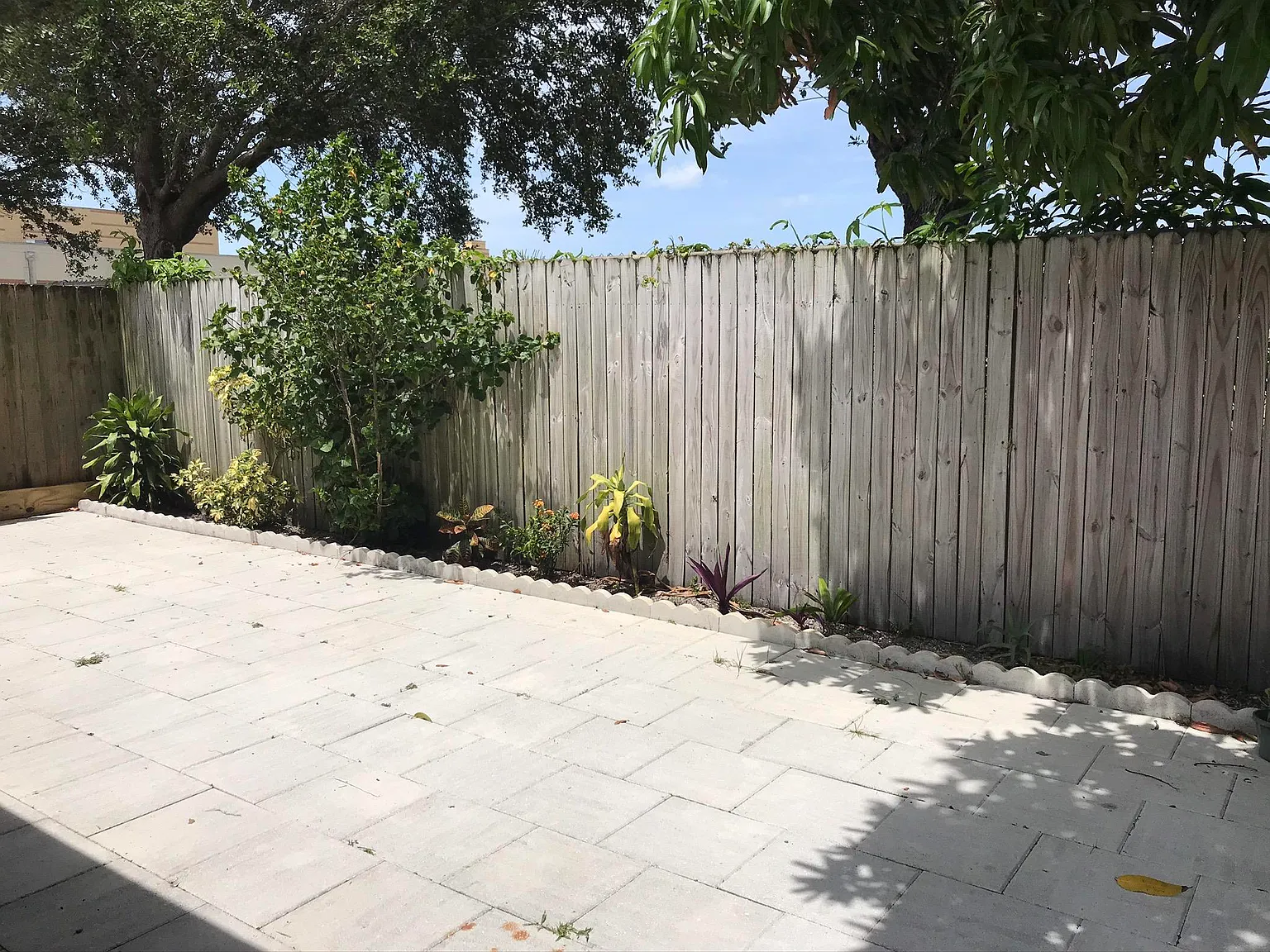 2 bed, 2.0 bath, 1100 sqft, $2,200 — Photo 4